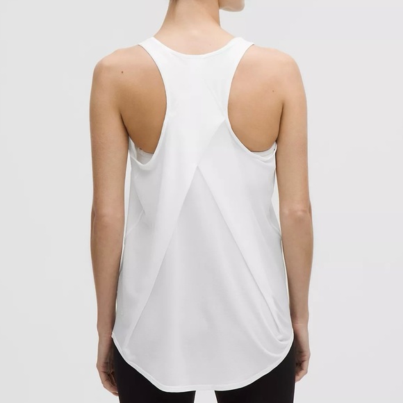 NWT top lululemon - Picture 2 of 2